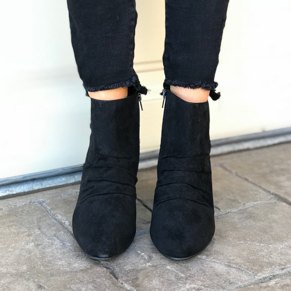 Black Distressed City Chic Wedge Ankle Boots - Picture 2 of 6